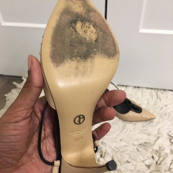 Giorgio Armani Heels - Picture 4 of 5